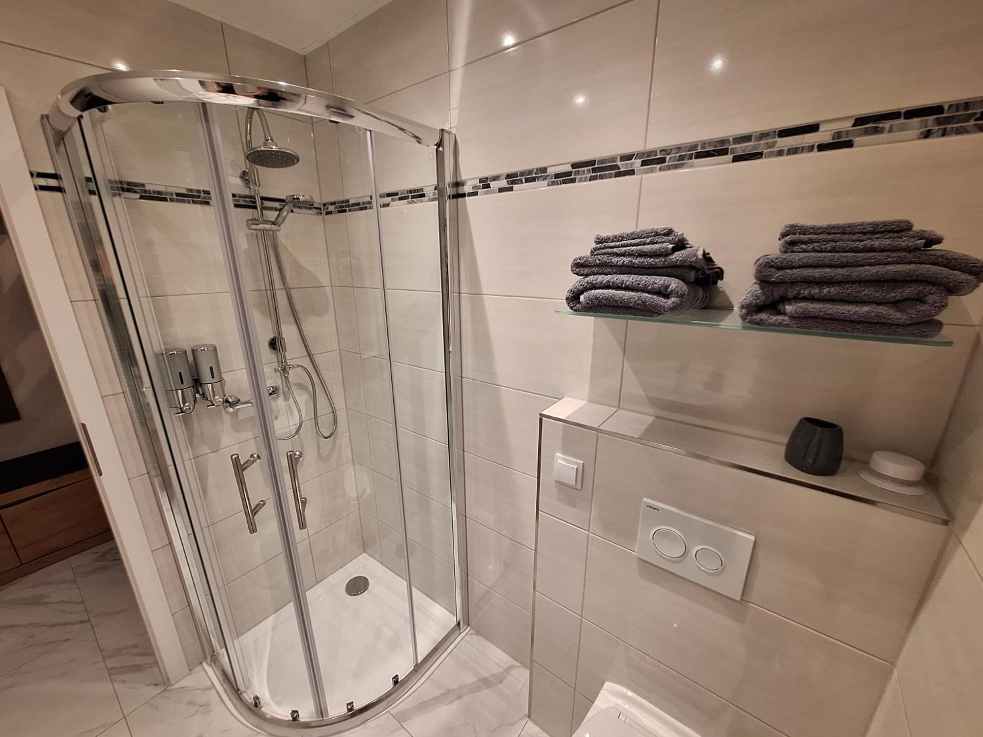 Ferienhaus Saaleblick Wettin Экстерьер фото